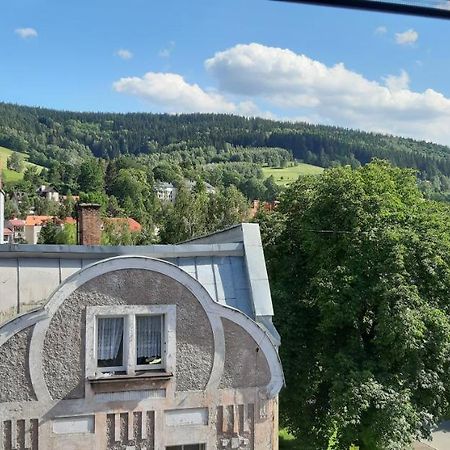 Ferienwohnung Apartament Przy Papierni Duszniki Zdrój Exterior foto