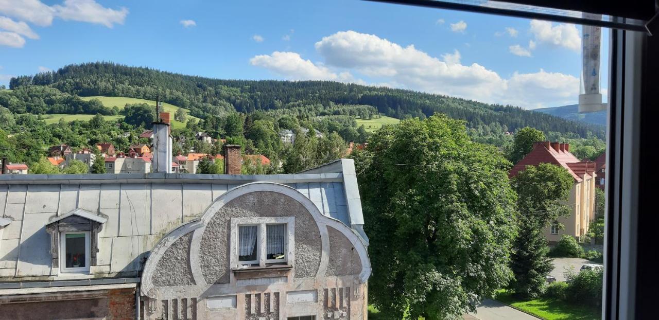 Ferienwohnung Apartament Przy Papierni Duszniki Zdrój Exterior foto